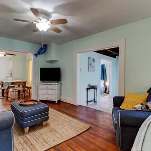 Holiday home The Gypsy Mermaid 3 Bed Ginormous Yard, Daytona Beach